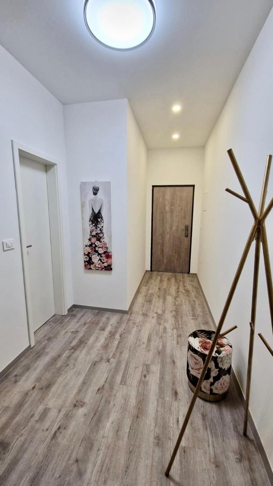 Ljubljana Central Cozy Apartment W Free Parking Luaran gambar